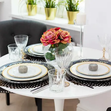 Apartment Center By Renters *