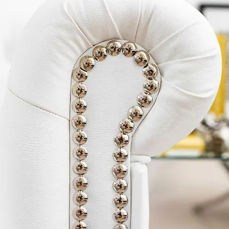 Center By Renters Apartment