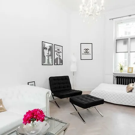 Center By Renters Warszawa